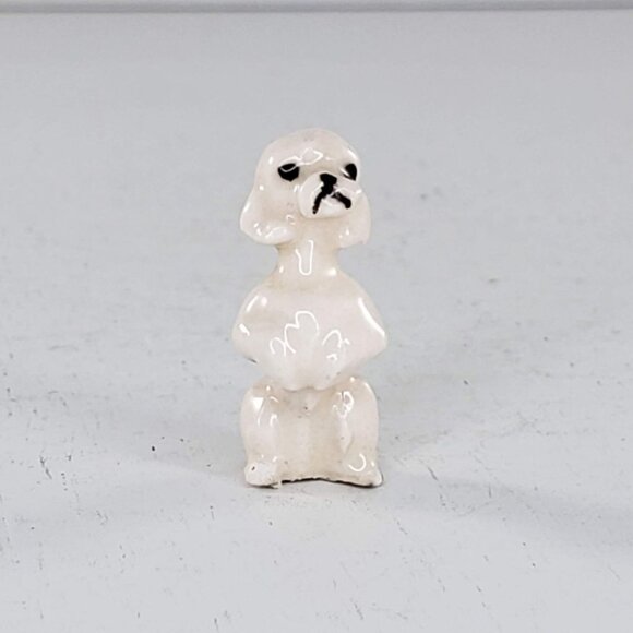 Hagen Renaker Thin Poodle Puppy Pale Pink Dog Miniature Figurine *FLAW* - Picture 1 of 8